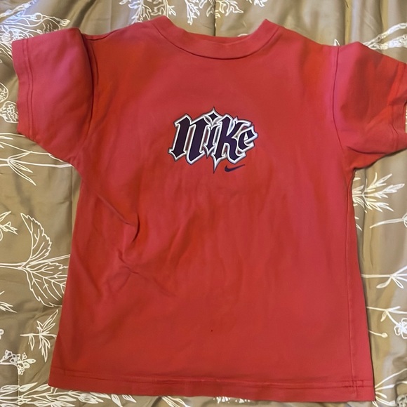 Nike Unstoppable tee shirt medium - Picture 1 of 2